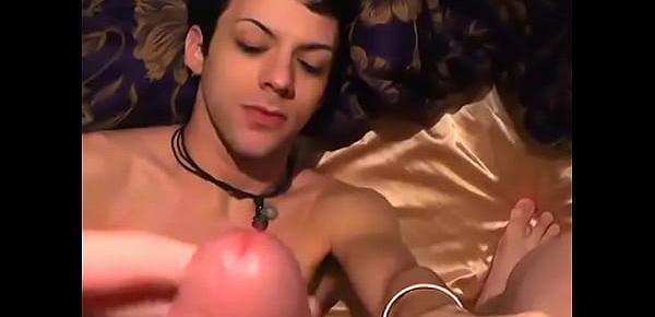  Gay video Trace wakes up a sleeping William when he needs his sausage